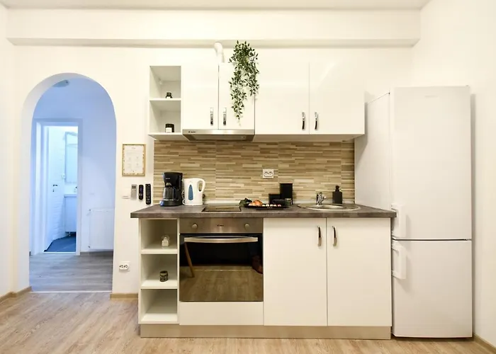 Pastel Hues - Homey Near Armeneasca