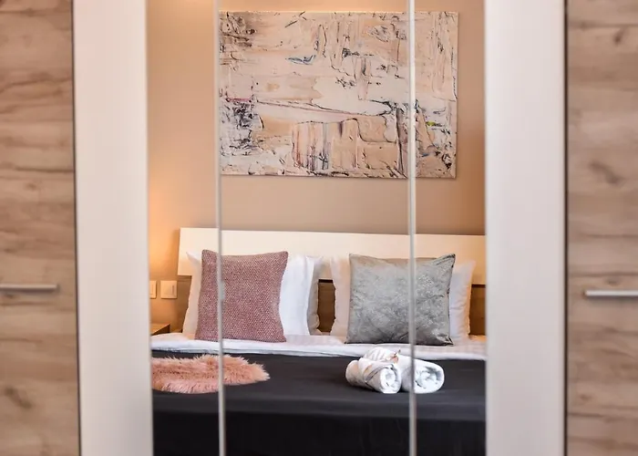 Pastel Hues - Homey Near Armeneasca *